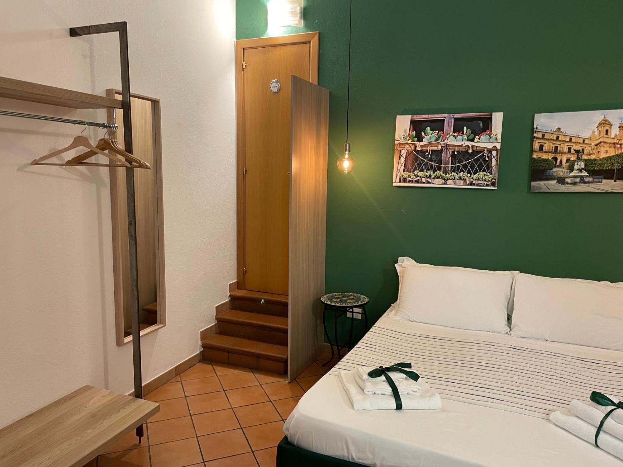 Bnb San Barnaba Catane Extérieur photo
